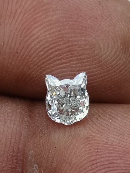 0.92 ct. Cat had cut.       Lab Grown Diamond